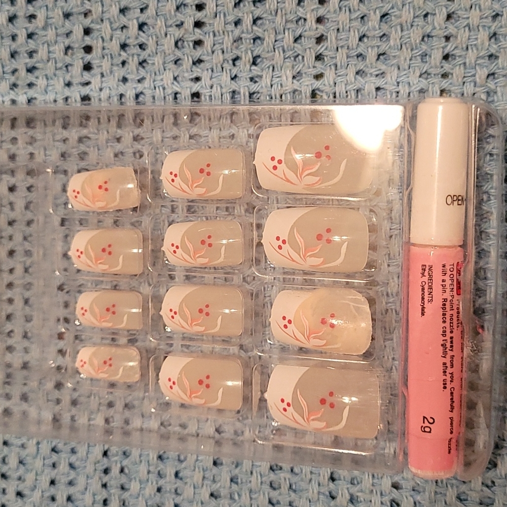False nails